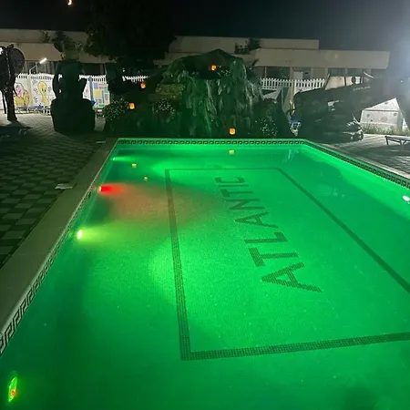 Atlantic Отель